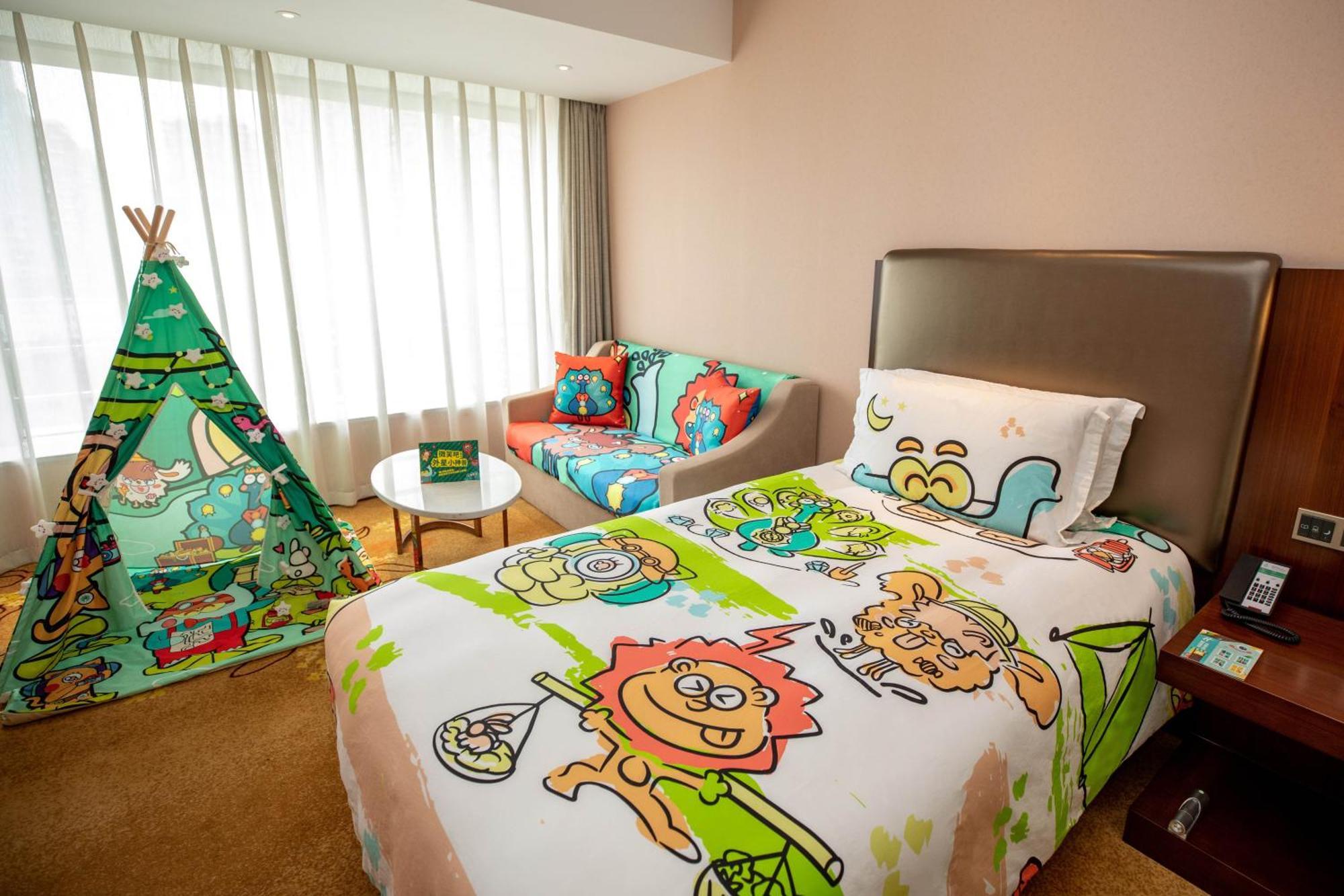 Holiday Inn Chengdu Century City-Westtower Экстерьер фото